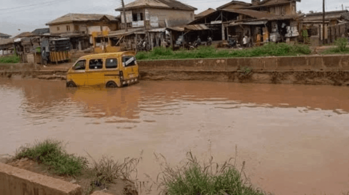 Residents Decry 15 Years of Neglect as Agbado-Ijoko Road Deteriorates